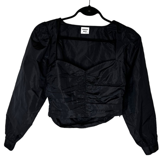 Aritzia Sunday Best Petal Blouse - Picture 8 of 16